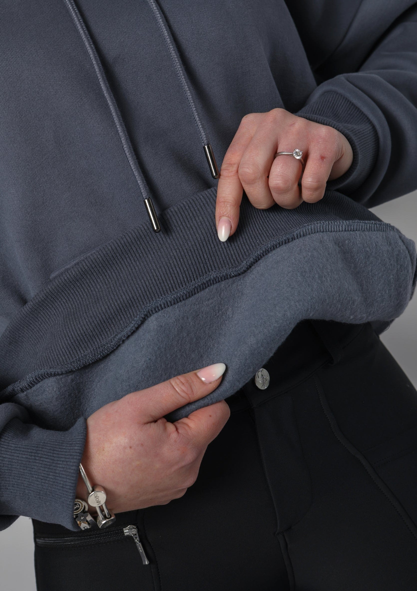 Cozi Kapuzenpullover (Holzkohle)