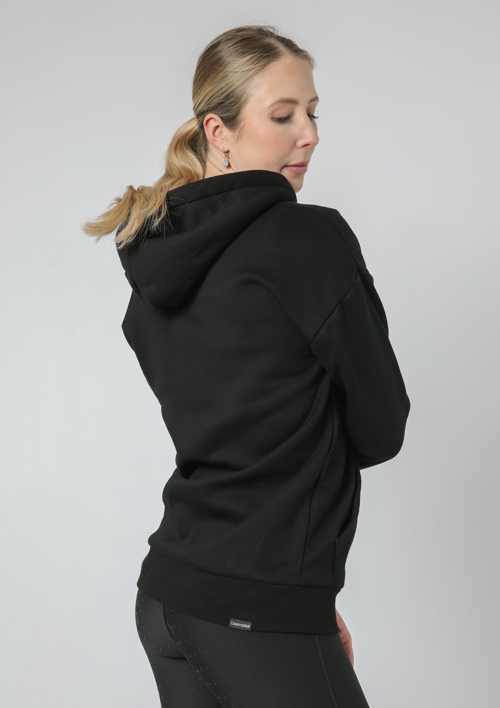 Signature Hoodie (Black)