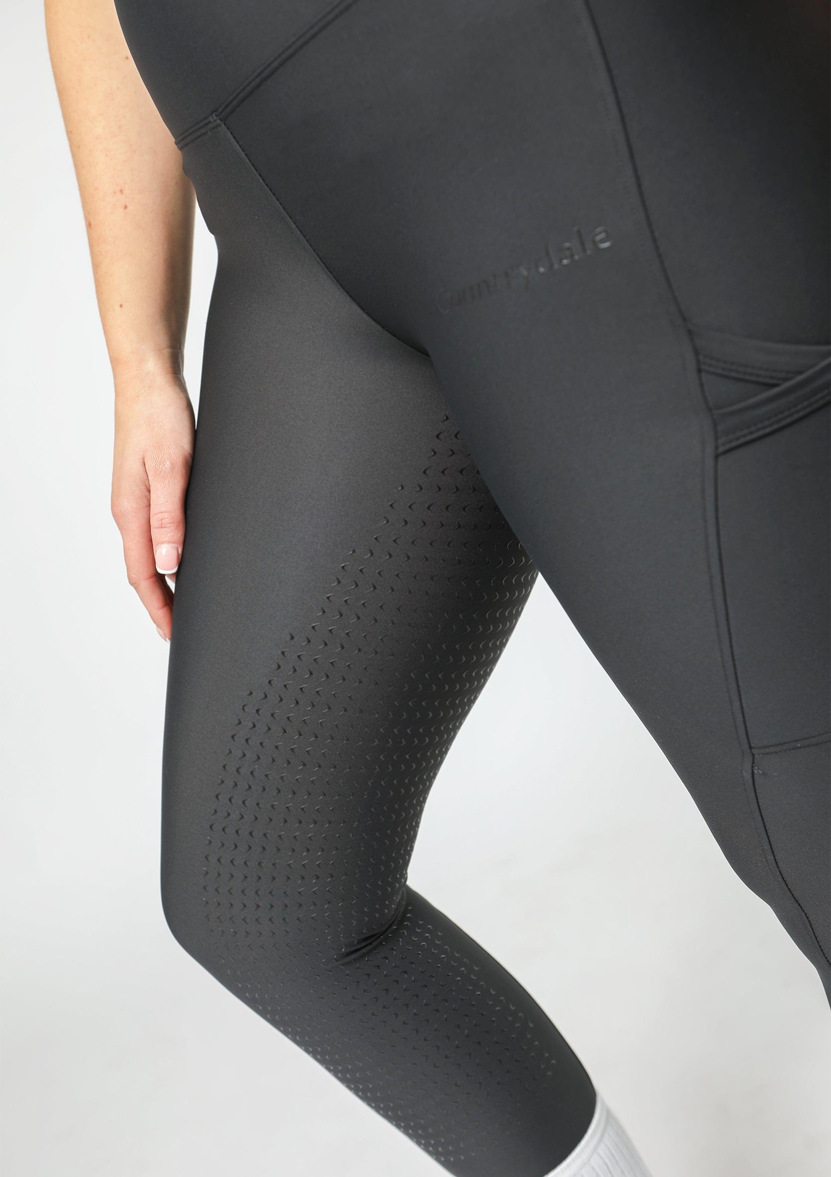 Motion Full Seat Riding Leggings (Black)